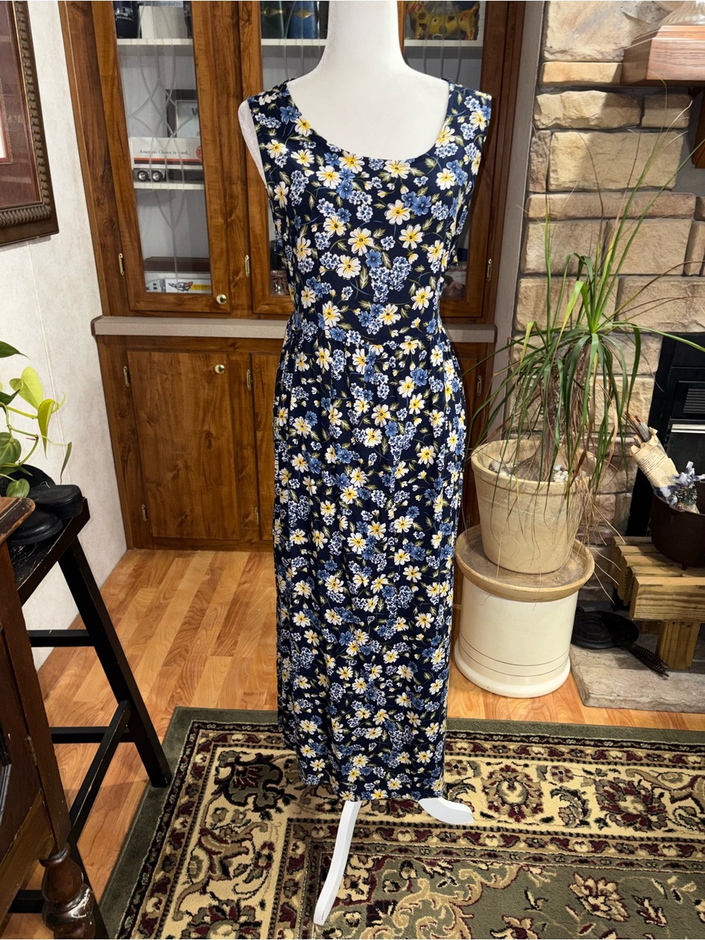 Erika size large navy blue sleeveless maxi dress with floral pattern Tie in back
